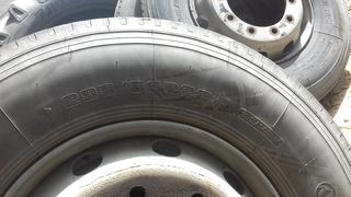 Φορτηγό Άνω Των 7.5τ 2015 315/80R22.5  295/80/22.5-thumb-6