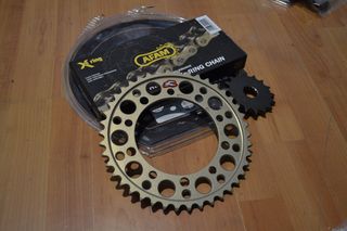 GSX-1400 KIT(RENTHAL SPROCKETS-AFAM CHAIN)
