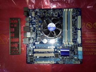 GIGABYTE GA-P55M-UD2 -Socket 1156 / Intel Core i5-750 2.66GHz