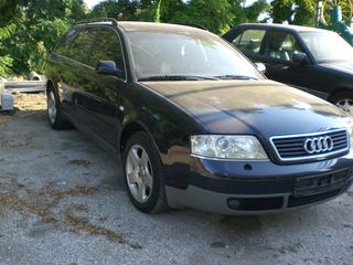 AUDI A6 2.5 TDI -thumb-3