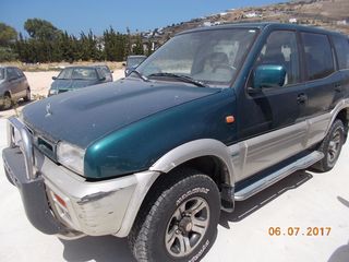 Nissan Terrano 1995-thumb-4