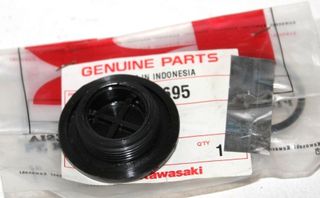 Ταπα καπακιου ηλεκτρικων ZX,X-Cite