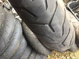 12 Harley Electra Glide Ultra Limited FLHTK Front Tire DUNLOP D408F 130/80B17