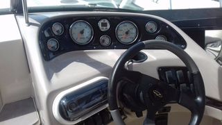 Regal 1999 2550-thumb-9