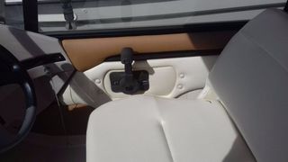 Regal 1999 2550-thumb-10