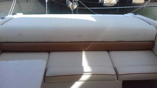 Regal 1999 2550-thumb-12