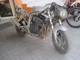 Suzuki GSX-R 750  '95-thumb-2