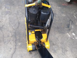 Δονητικές Πλάκες Bomag 2001 BPR 30/38 D DIESEL-thumb-2
