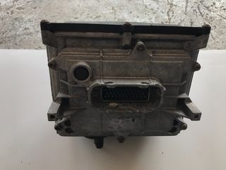 ΕΓΚΕΦΑΛΟΣ AD BLUE VOLVO ΣΕ ΑΡΙΣΤΗ ΚΑΤΑΣΤΑΣΗ ΕURO 5-thumb-4