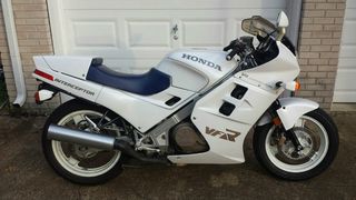 HONDA VFR 700  INTERCEPTOR 