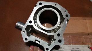 Κύλινδρος scarabeo Leonardo 200 rotax μοτέρ έκπτωση έως 50%-thumb-1