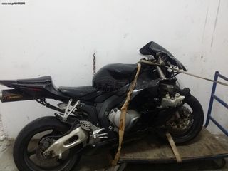 HONDA CBR 1000RR ΓΙΑ ΑΝΤΑΛΛΑΚΤΙΚΑ KOMMATI KOMMATI! P.S.H NO.1 ΣΕ ΟΛΗ ΤΗΝ ΕΛΛΑΔΑ