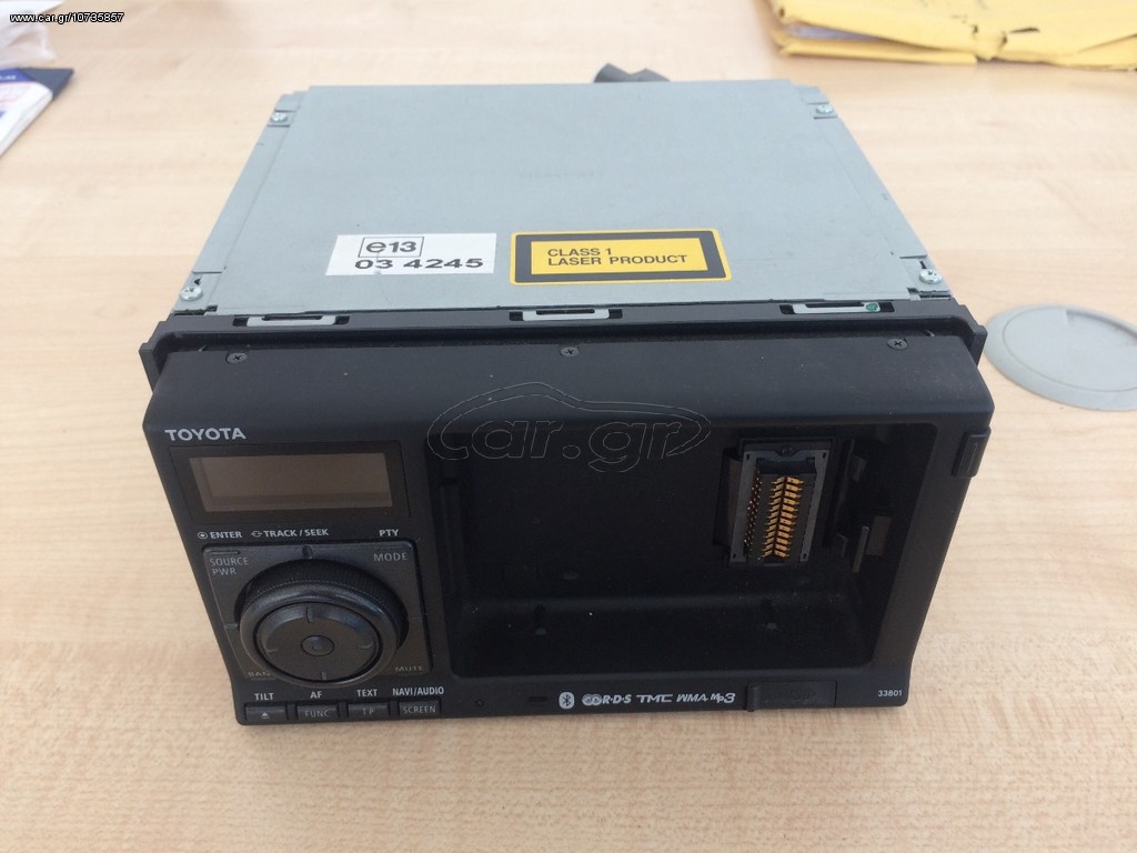 TOYOTA  YARIS  NAVI- RADIO CD 