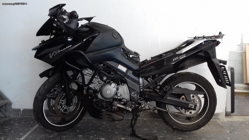 SUZUKI V-STROM DL 650 FULL EXTRA ΓΙΑ ΑΝΤΑΛΛΑΚΤΙΚΑ