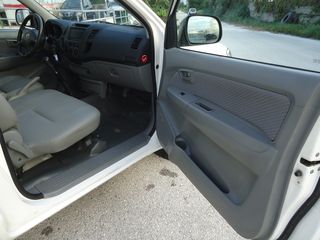 Toyota Hilux 2009 D4D DIESEL TURBO  ZHTEITAI-thumb-26