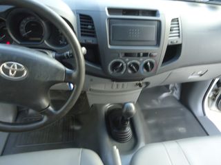 Toyota Hilux 2009 D4D DIESEL TURBO  ZHTEITAI-thumb-17