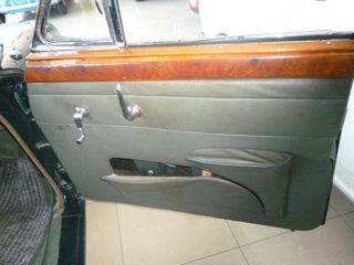 Jaguar MK II 1967-thumb-13