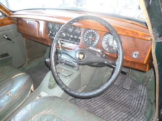 Jaguar MK II 1967-thumb-7