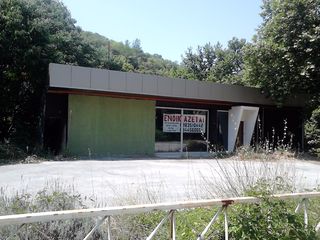 ΕΝΟΙΚΙΑΖΕΤΑΙ ΕΠΑΓΓΕΛΜΑΤΙΚΟ ΑΚΙΝΗΤΟ ΣΤΗ ΛΕΩΦΟΡΟ ΠΑΠΑΝΙΚΟΛΑΟΥ ΣΤΟ ΑΣΒΕΣΤΟΧΩΡΙ ΣΤΗ ΘΕΣΣΑΛΟΝΙΚΗ