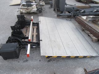 Builder 2007 ΥΔΡΑΥΛΙΚΗ ΠΟΡΤΑ DHOLLANDIA 12V-thumb-13