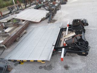 Builder 2007 ΥΔΡΑΥΛΙΚΗ ΠΟΡΤΑ DHOLLANDIA 12V-thumb-1