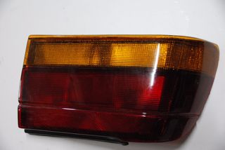 Πίσω αριστερό φανάρι Mitsubishi Lancer 1988-thumb-1