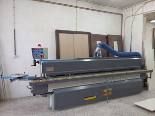 ΣΥΓΚΟΛΛΗΤΙΚΗ ΜΗΧΑΝΗ ΠΕΡΙΘΩΡΙΩΝ SP4