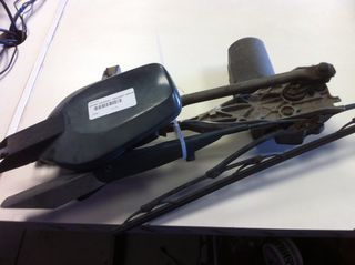 ΜΟΤΕΡ-ΜΠΡΑΤΣΟ ΥΑΛΟΚΑΘ MERCEDES E 190