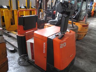 Toyota 2005 LOP 20 KLB1568