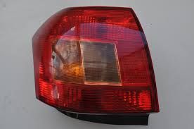 AUTOPARTS- ΠΩΛΟΥΝΤΑΙ ΦΑΝΑΡΙΑ ΠΙΣΩ TOYOTA COROLLA 02'-04'