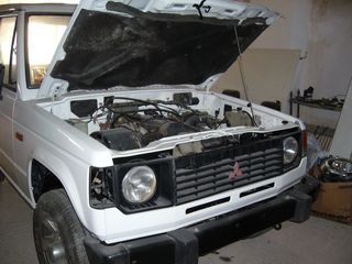 Mitsubishi Pajero 1989-thumb-1