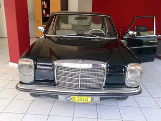 Mercedes-Benz 220 1969-thumb-1