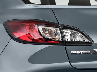 AUTOPARTS- ΠΩΛΟΥΝΤΑΙ ΦΑΝΑΡΙΑ ΠΙΣΩ ΜΕΣΑ-ΕΞΩ ΓΙΑ 5Π ΚΑΙ 3Π MAZDA 3 (BL) 08'-13'