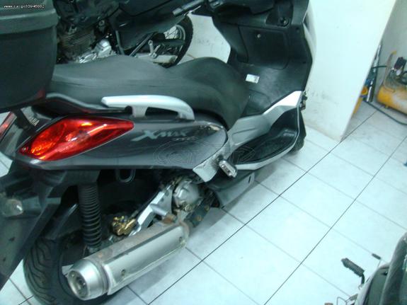 yamaha xmax 250 2004  2007 ολοκληρη μοτο κοματι-κοματι