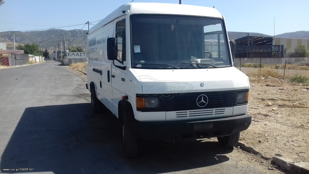 Κλούβα Mercedes-Benz 1993 αγοραζω 813-814-817-1113-1319 