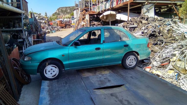 Hyundai Accent 4DR GLS 1.3 1995 