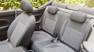 Volkswagen Beetle 2015 *AUTOMATIC-DIESEL*-thumb-12