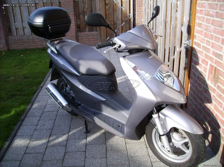 HONDA DYLAN