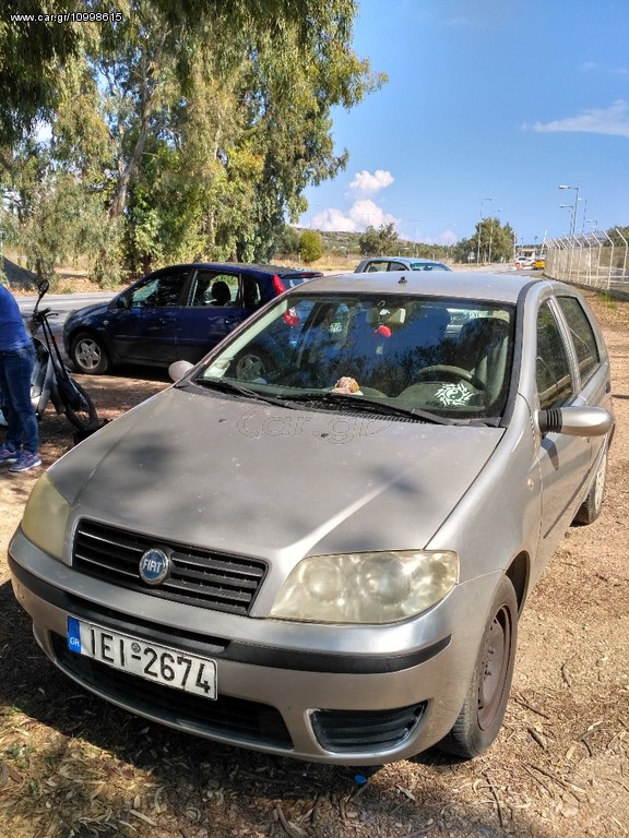 car-gr-fiat-punto-05