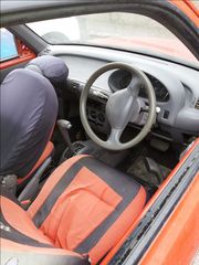 ΟΛΌΚΛΗΡΟ αυτοκίνητο για ανταλλακτικά NISSAN MICRA 1994  μοντέλο 1000c.c αυτοματο δεξιοτιμονο-thumb-7