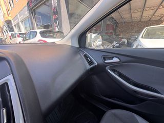 Ford Focus 2012 DIESEL 1.6 TDCI-thumb-11