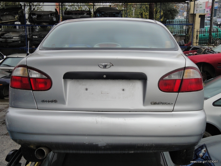 DAEWOO LANOS SEDAN