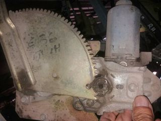 BMW E36 90-98 ΓΡΥΛΛΟΣ ΠΙΣΩ ΑΡΙΣΤΕΡΟΣ ΗΛΕΚΤΡΙΚΟΣ 