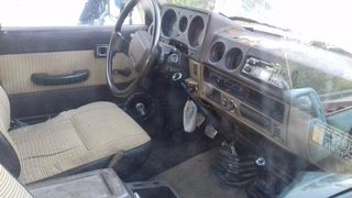 Toyota Land Cruiser 1985-thumb-1