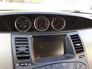 Nissan Primera 2003-thumb-8