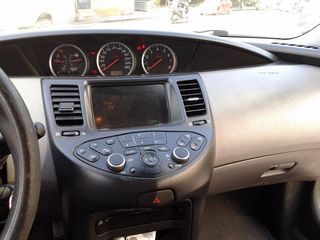 Nissan Primera 2003-thumb-10