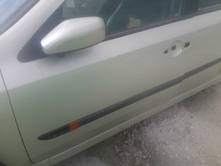 Renault - LAGUNA 01/01-02/05