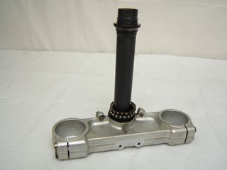 Σταυρος Ducati Monster S4R/620/900/1000 01-08