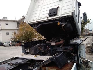 Renault 2002 480 -thumb-33