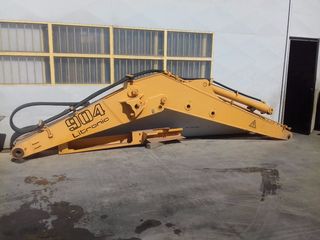 ΜΠΟΥΜΑ ΓΙΑ LIEBHERR A904